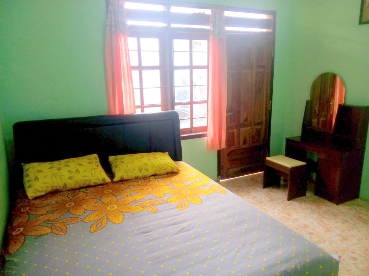Sritanjung Guest house Banyuwangi (East Java)